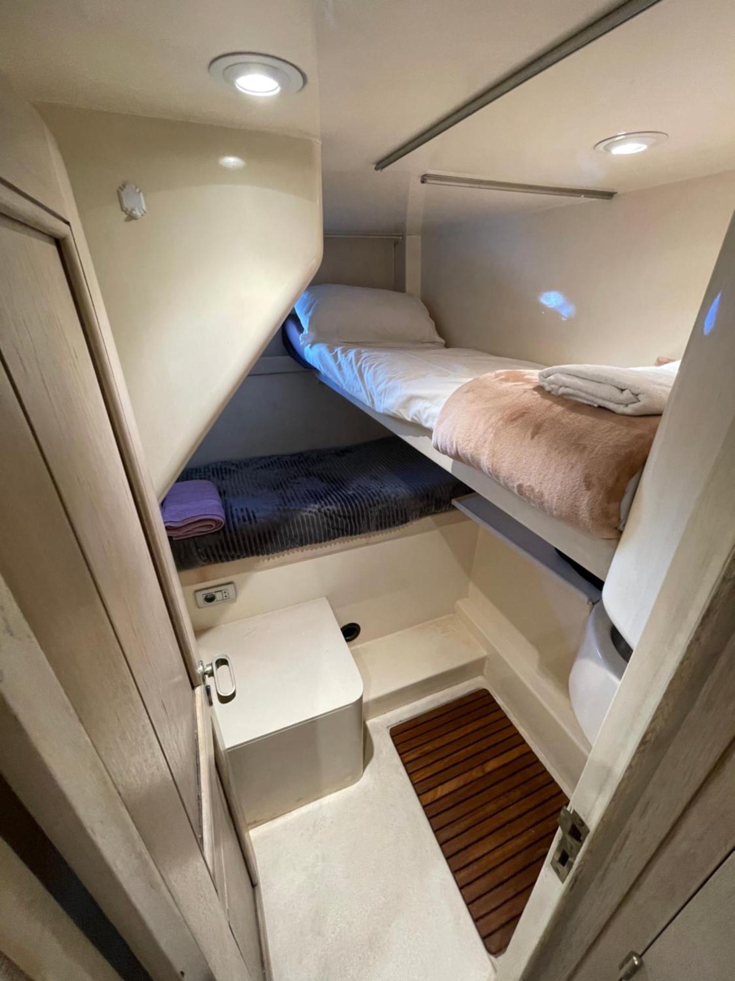 Yate Hotel Stv Barcelona Kültér fotó